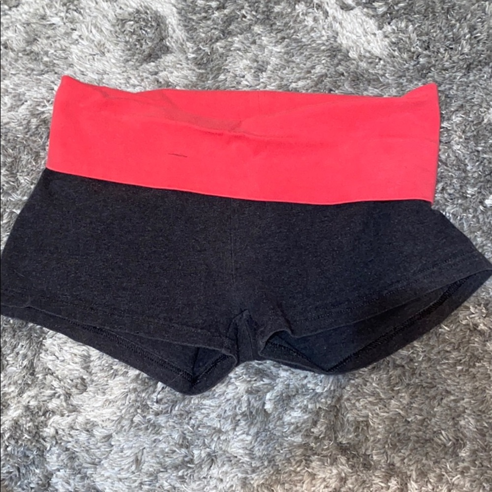 Aerie yoga shorts